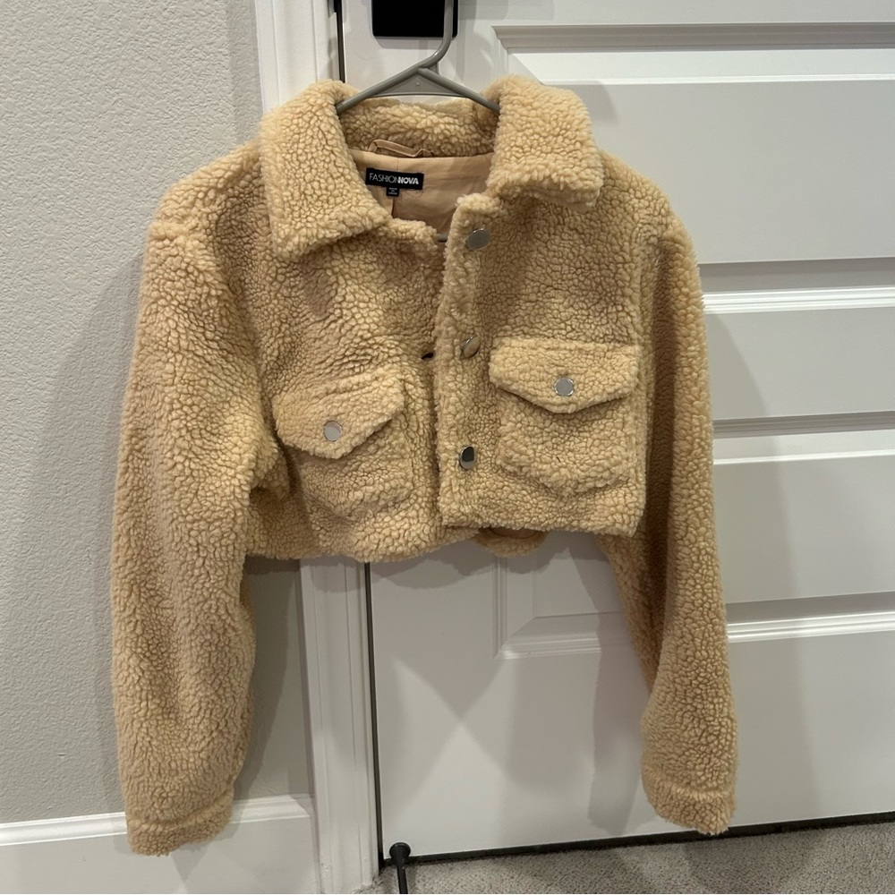 Cropped sherpa